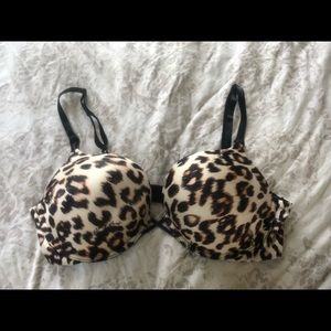 38C VS Bombshell Bra